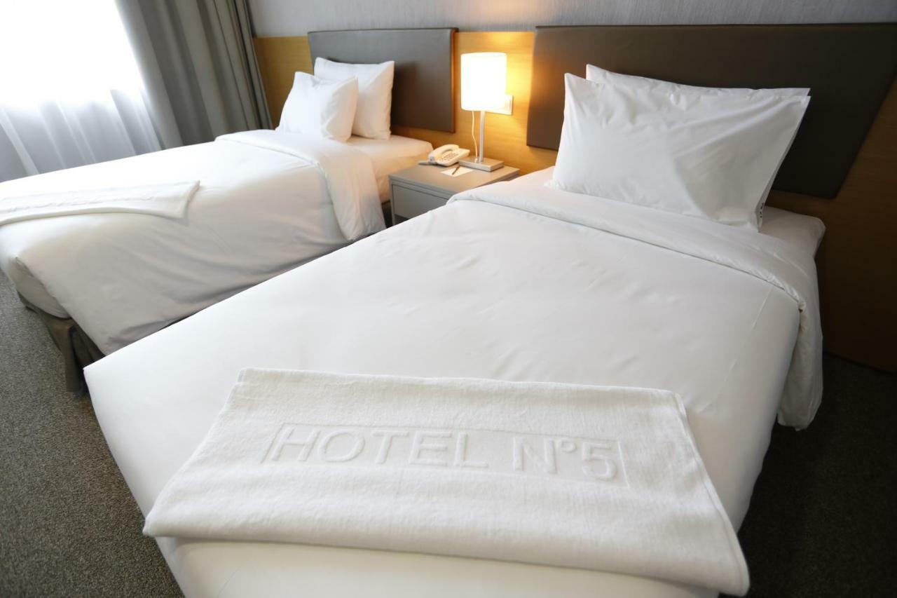 Hotel N°5 Kota Kinabalu Esterno foto