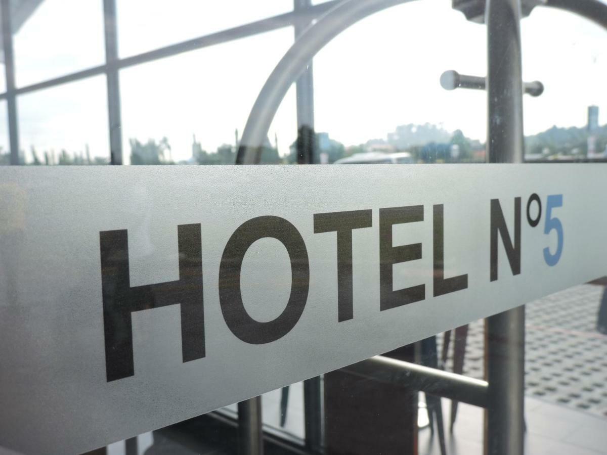 Hotel N°5 Kota Kinabalu Esterno foto